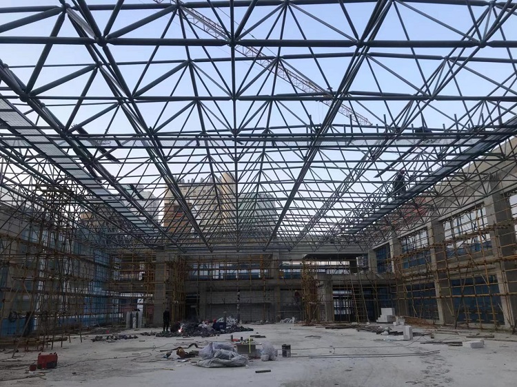 安达第一附属小学体育馆网架